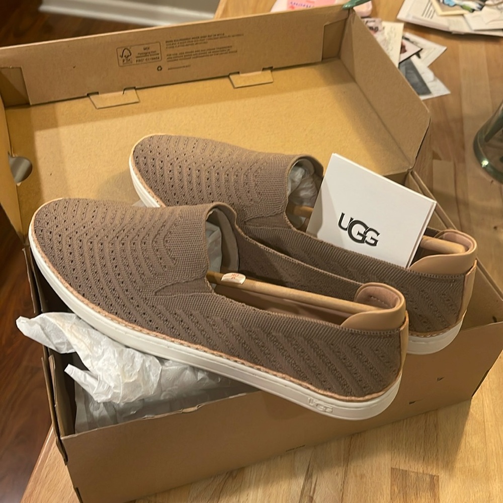 COPY - COPY - UGG slip on Sammy Chevron in tan/taupe.  NWT, size 10